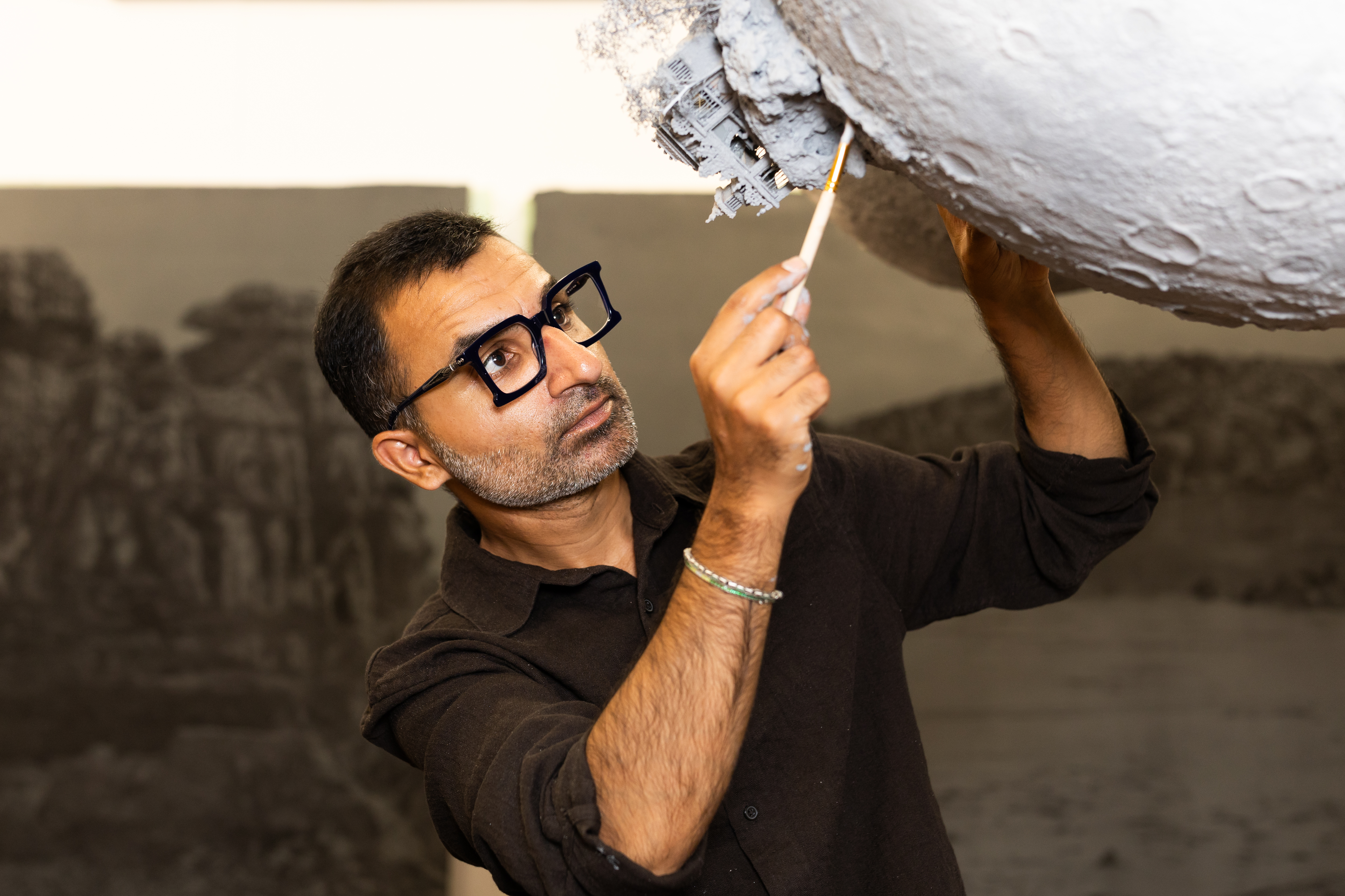 Saad Qureshi in studio
