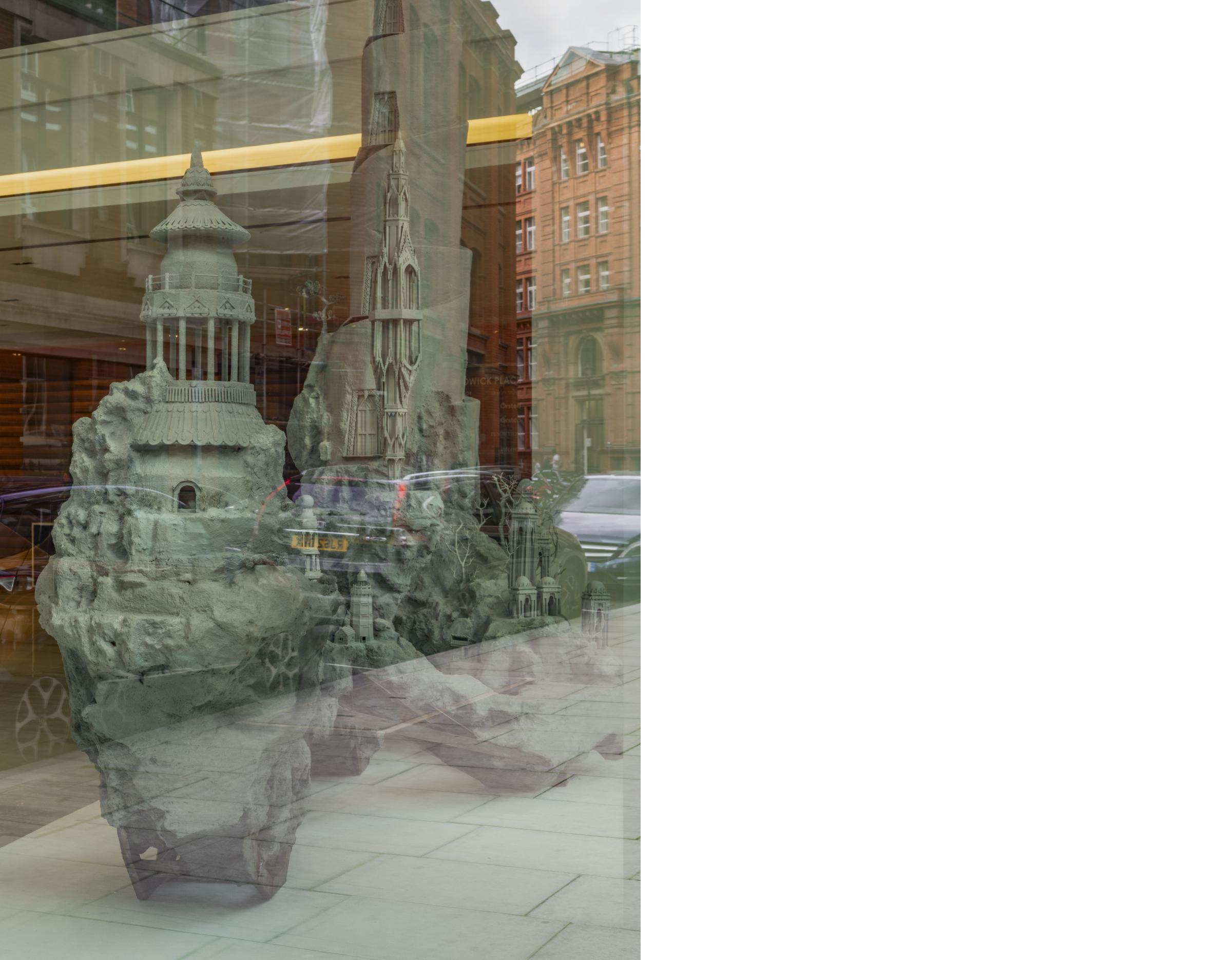 Saad Qureshi. Of Paradise and Other Places